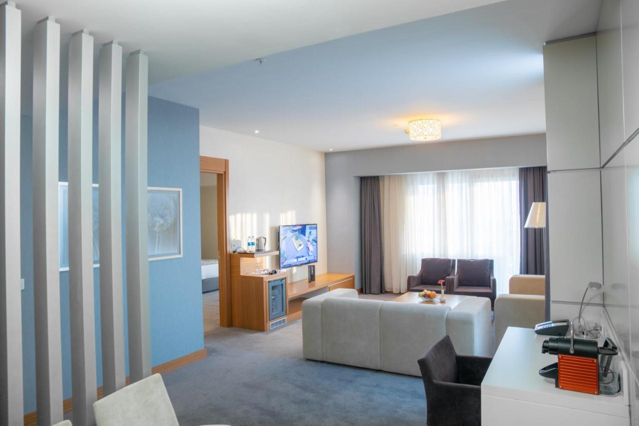 Ramada Plaza By Wyndham Istanbul Asia Airport Kocaeli Exterior foto